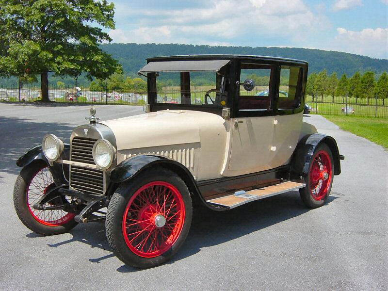 1913 Hudson